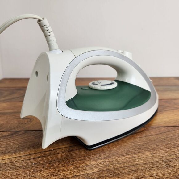Silhouette Model SI-1710 White Green Handheld 1200 Watt Clothes Steam Iron - Picture 8 of 9